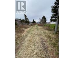 173A Highway East thumbnail 6