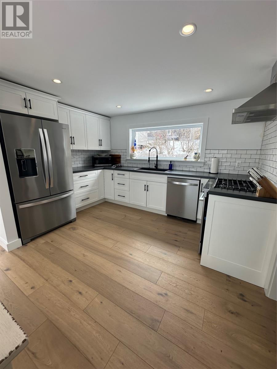 14 Churchill Avenue - 10