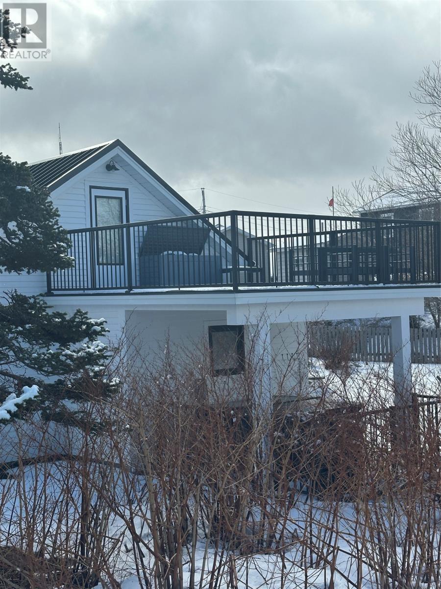 14 Churchill Avenue - 2