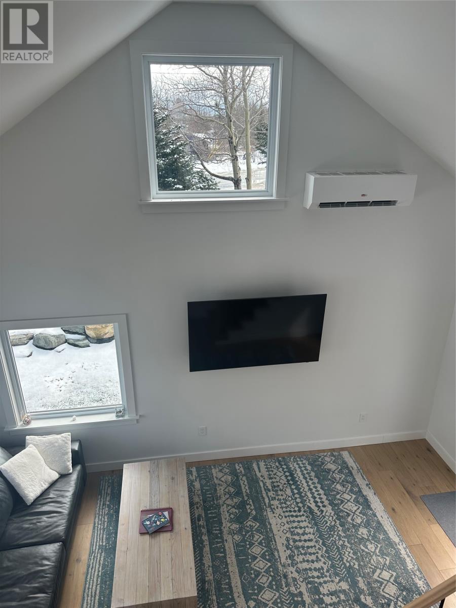 14 Churchill Avenue - 22