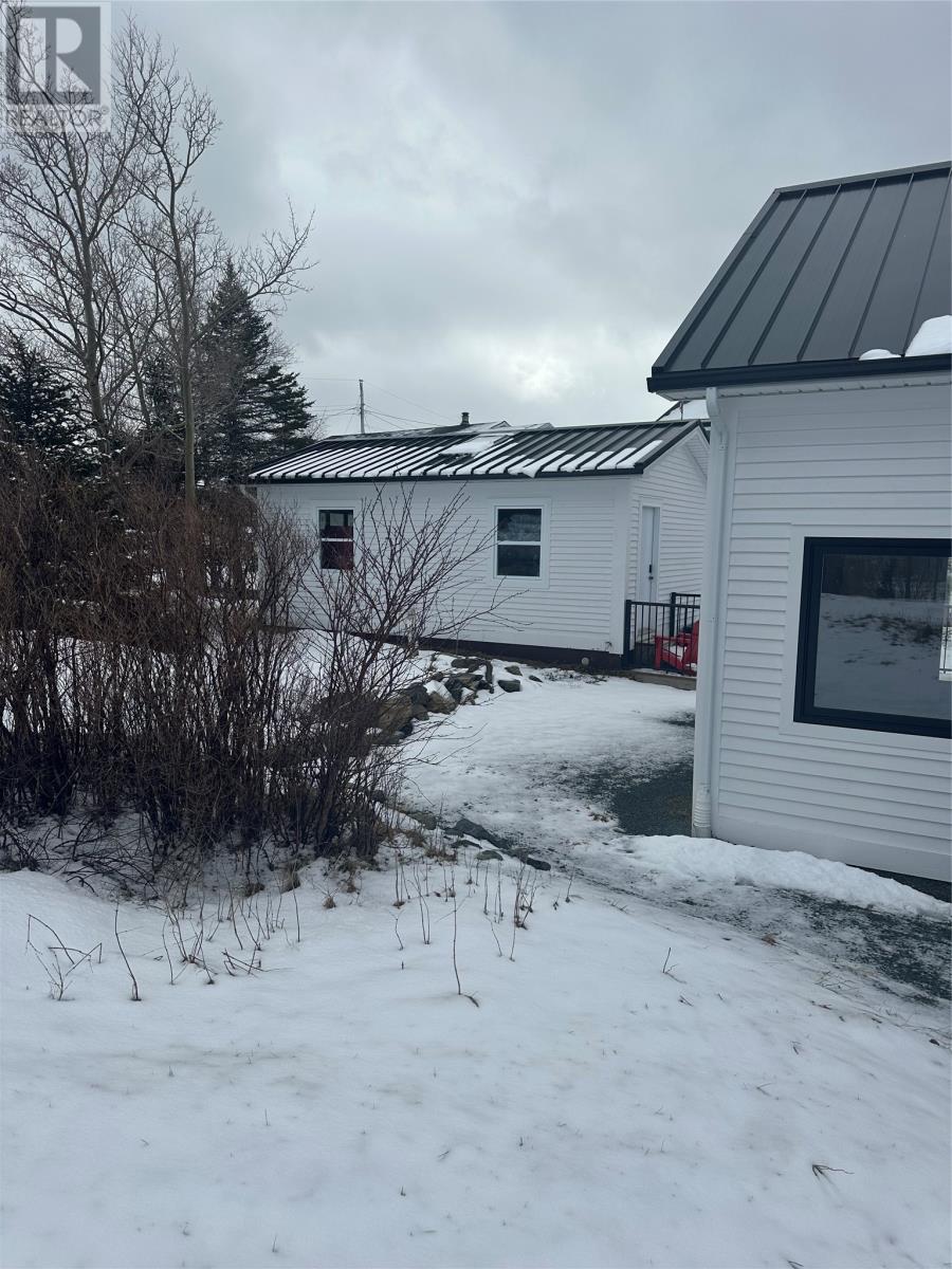 14 Churchill Avenue - 25