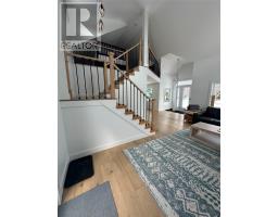 14 Churchill Avenue thumbnail 15