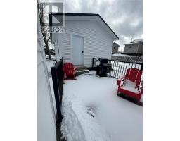 14 Churchill Avenue thumbnail 26