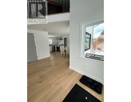 14 Churchill Avenue thumbnail 6