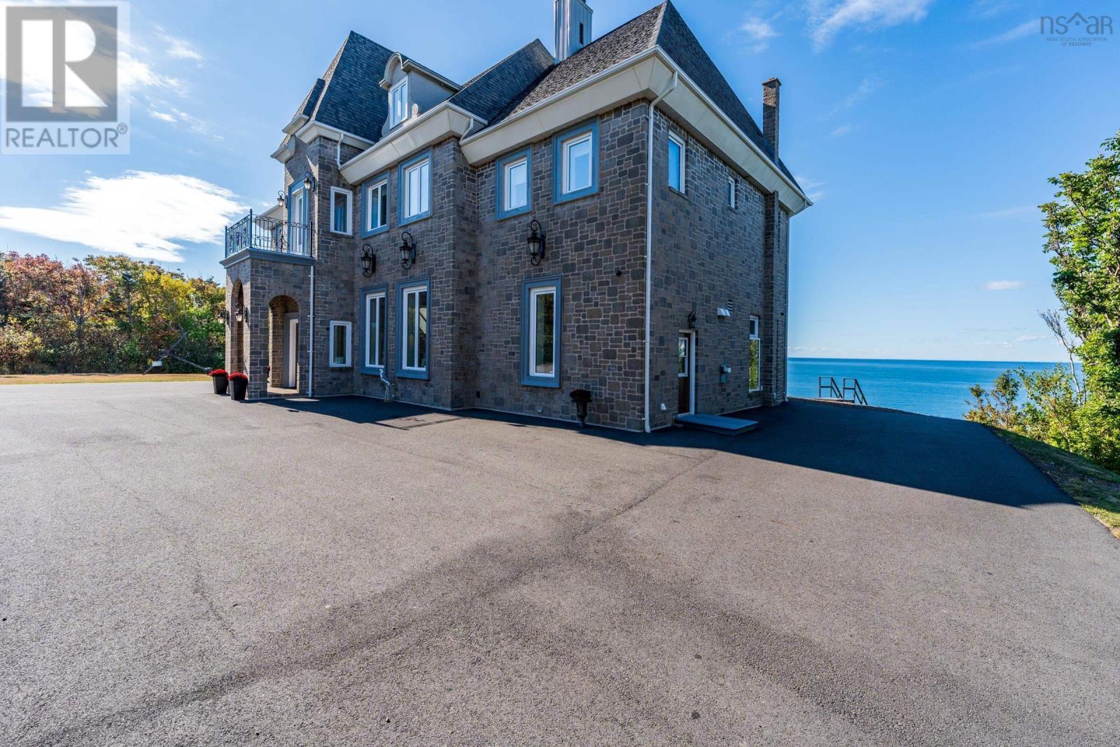 Property 43 of 45 of 1820 Culloden Road