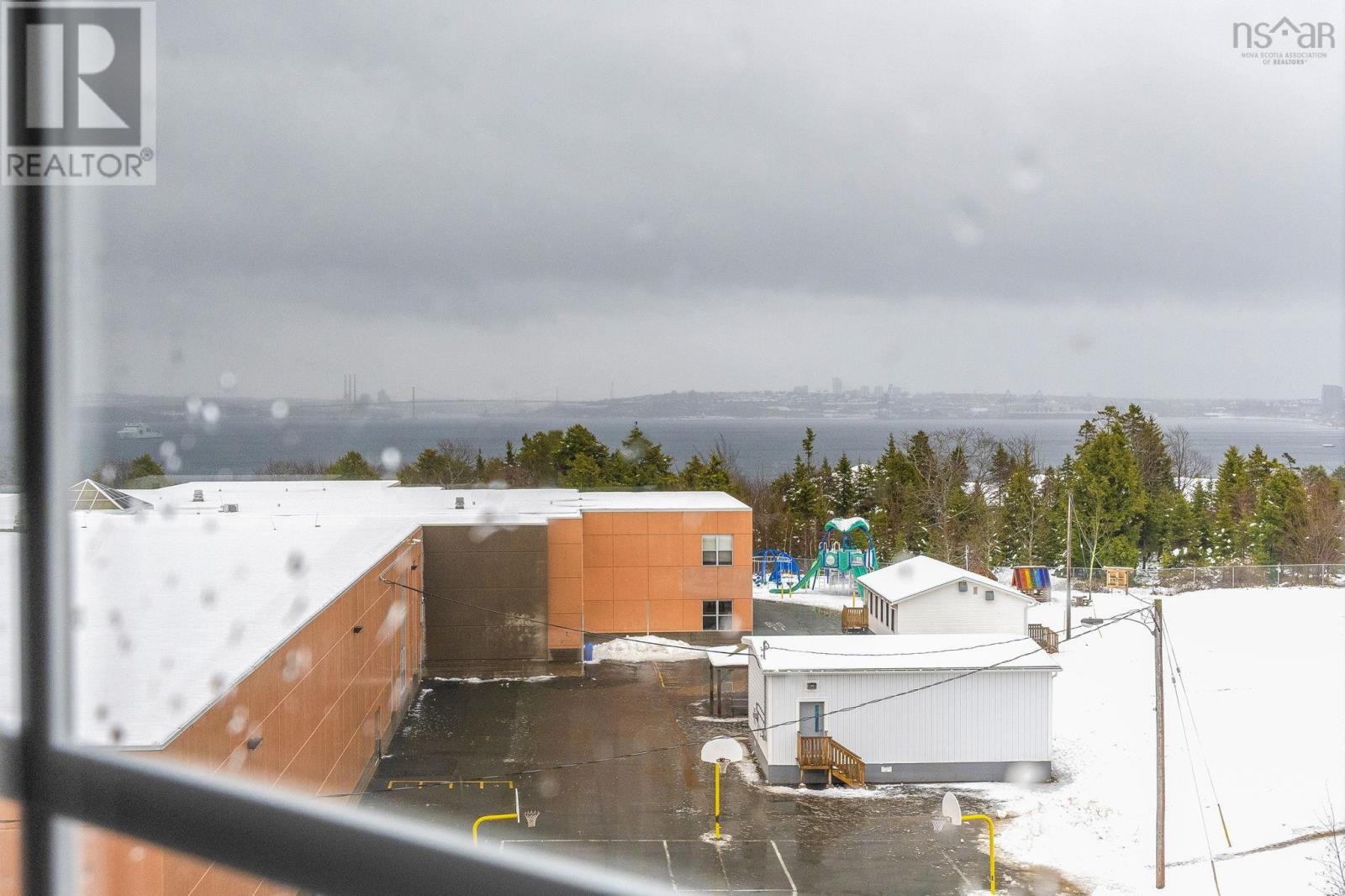 102 LARRY UTECK BOULEVARD - 27