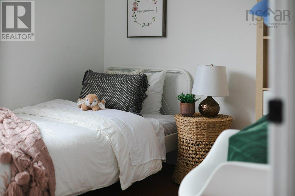 Property 39 of 50 of 12 Brookdale Crescent