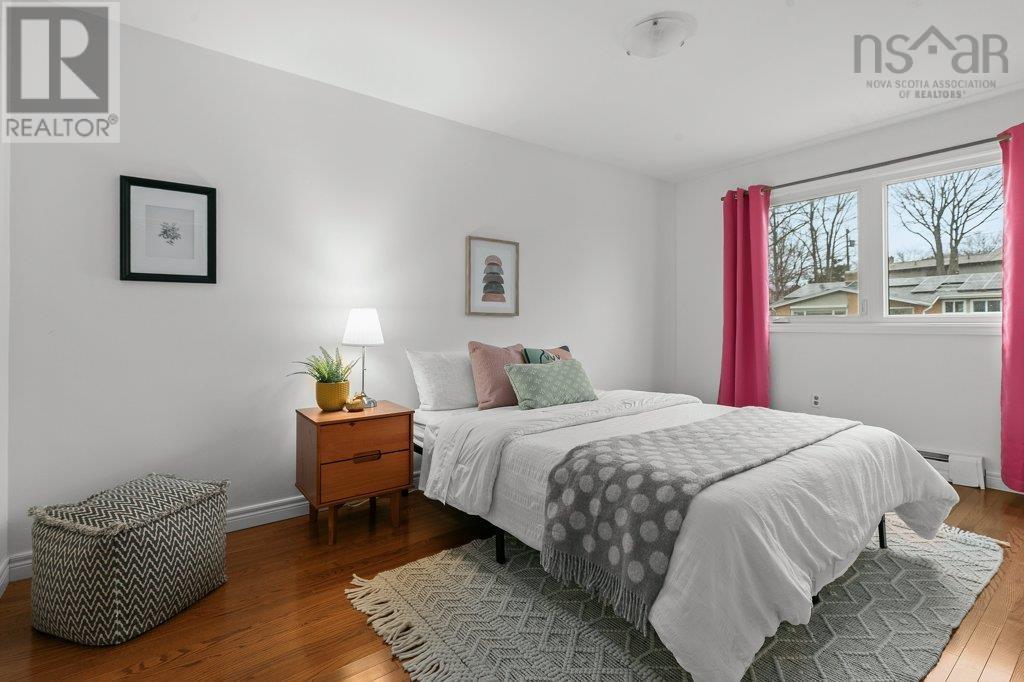 Property 26 of 50 of 12 Brookdale Crescent