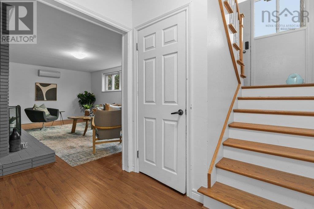 Property 28 of 50 of 12 Brookdale Crescent