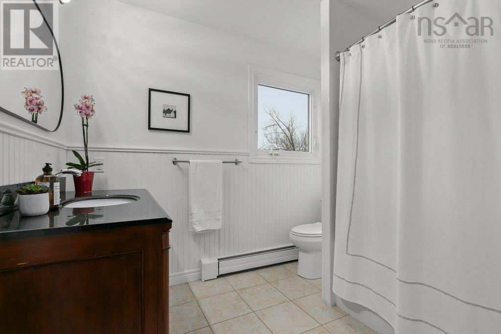 Property 27 of 50 of 12 Brookdale Crescent