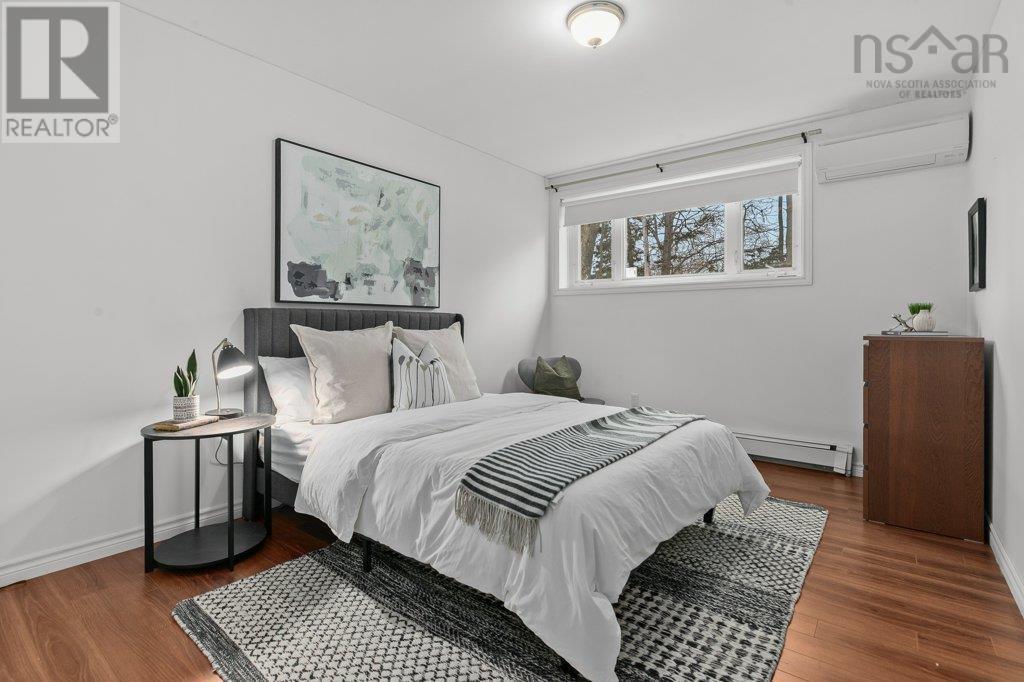 Property 31 of 50 of 12 Brookdale Crescent