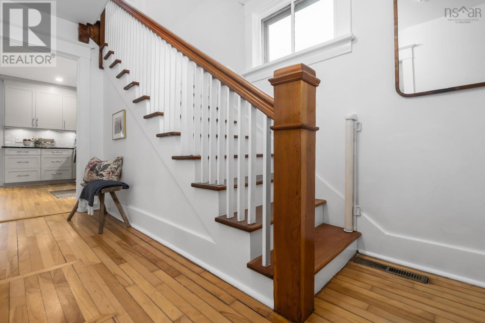 Property 3 of 49 of 2582 Elm Street