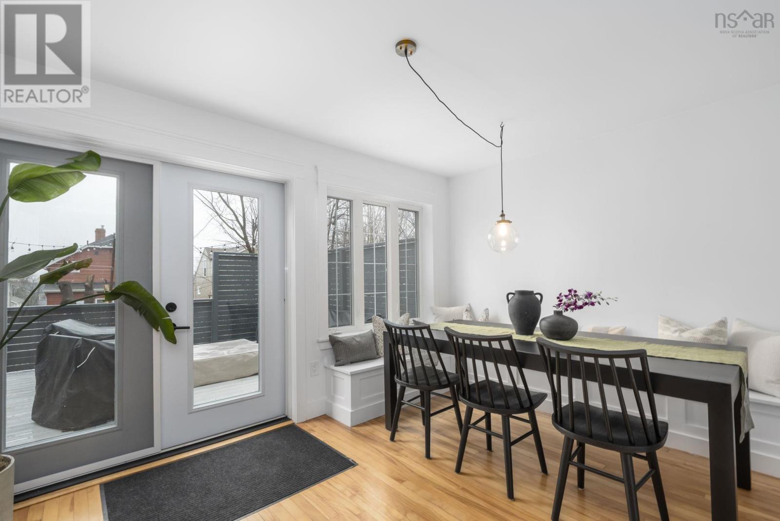 Property 22 of 49 of 2582 Elm Street