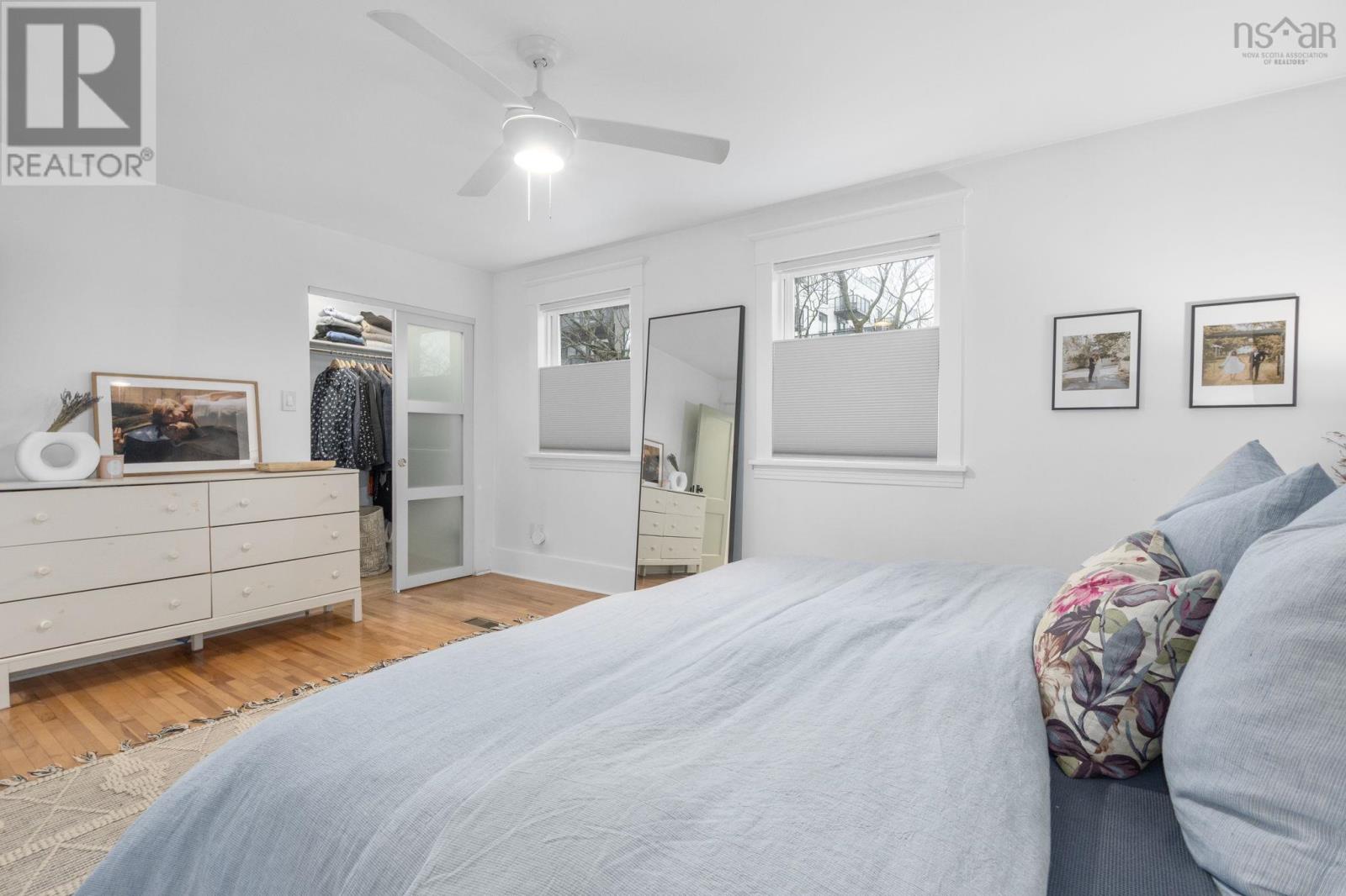 Property 31 of 49 of 2582 Elm Street