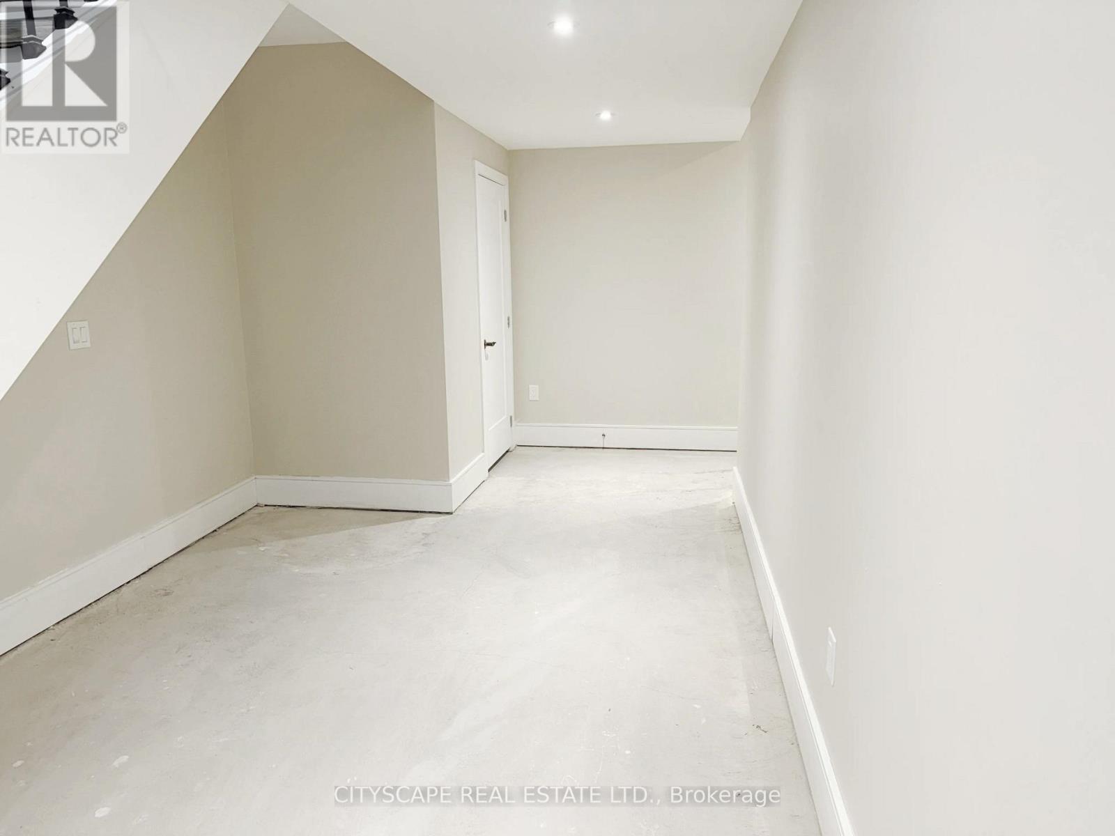 204 MARY STREET - 39