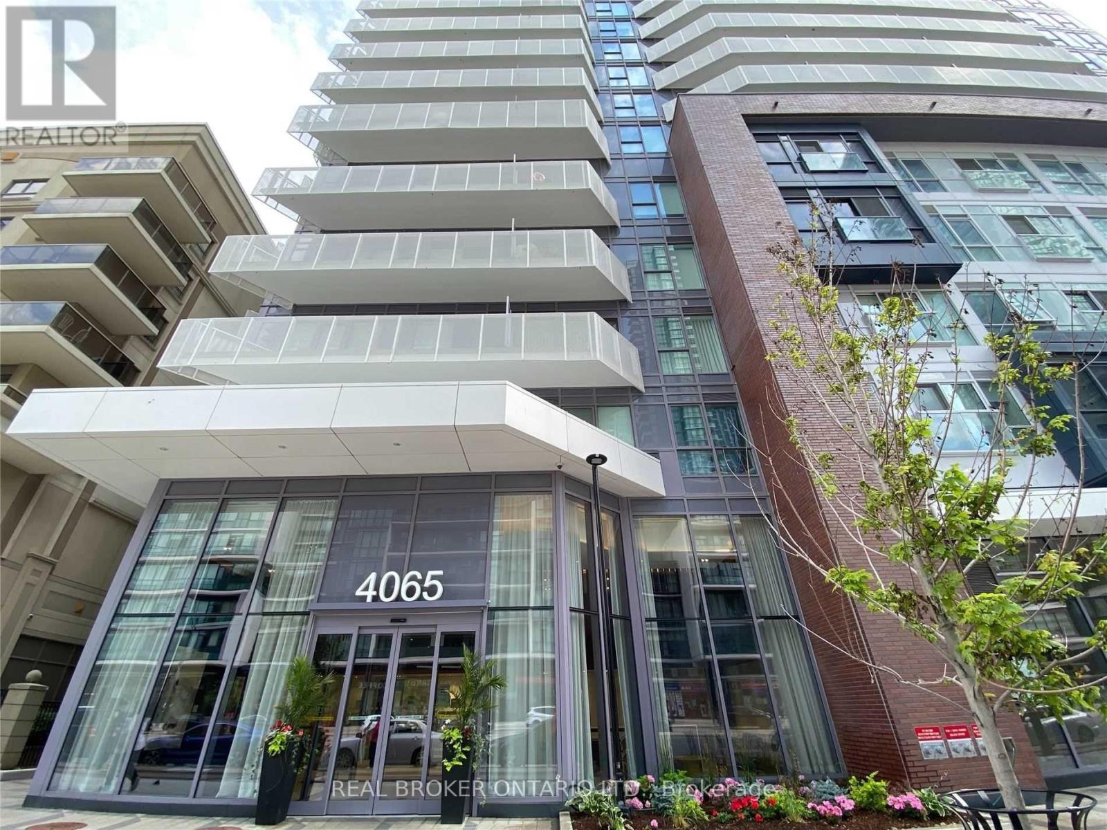 2212 - 4065 CONFEDERATION PARKWAY