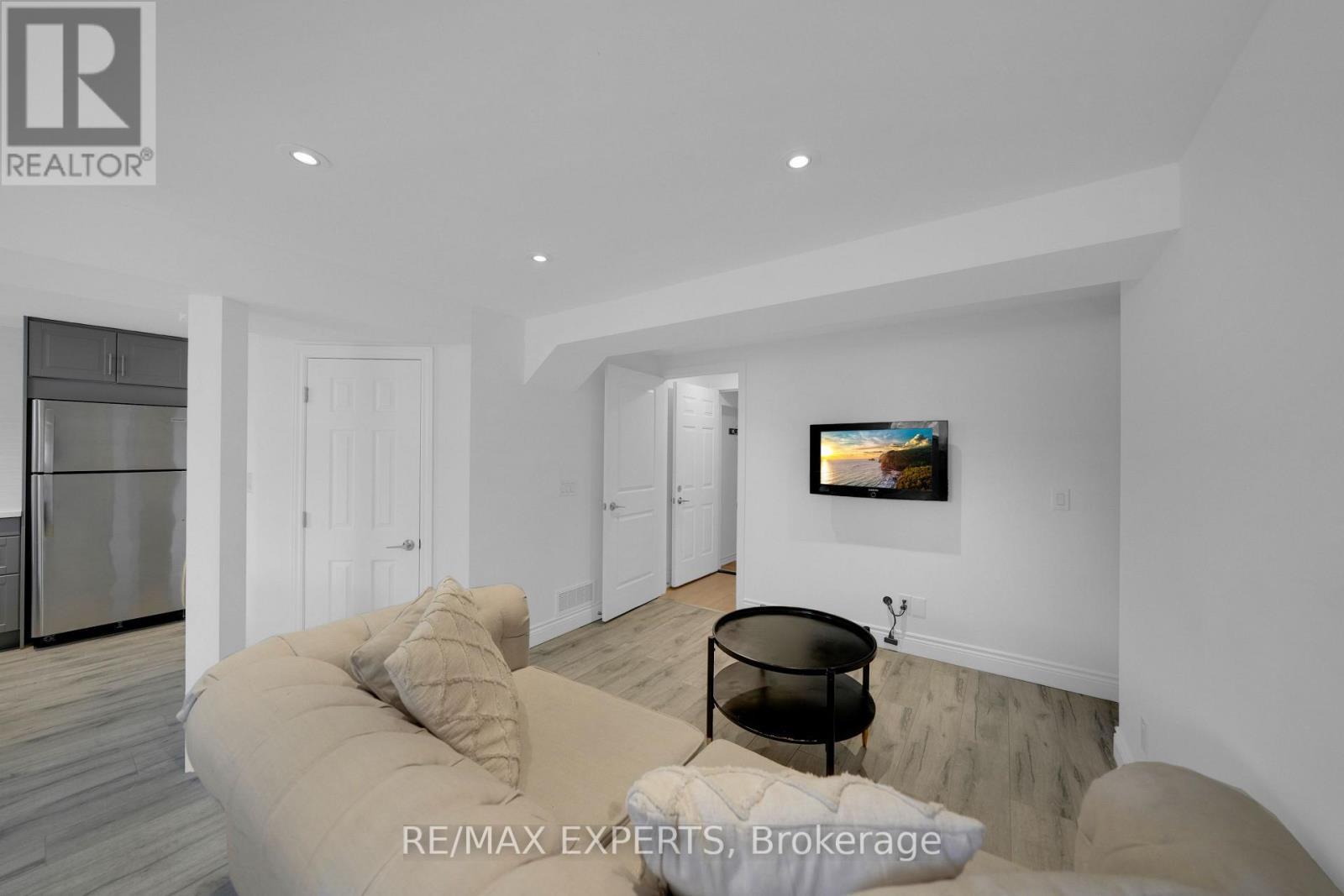 351 HERSEY CRESCENT,Caledon (Bolton North),,