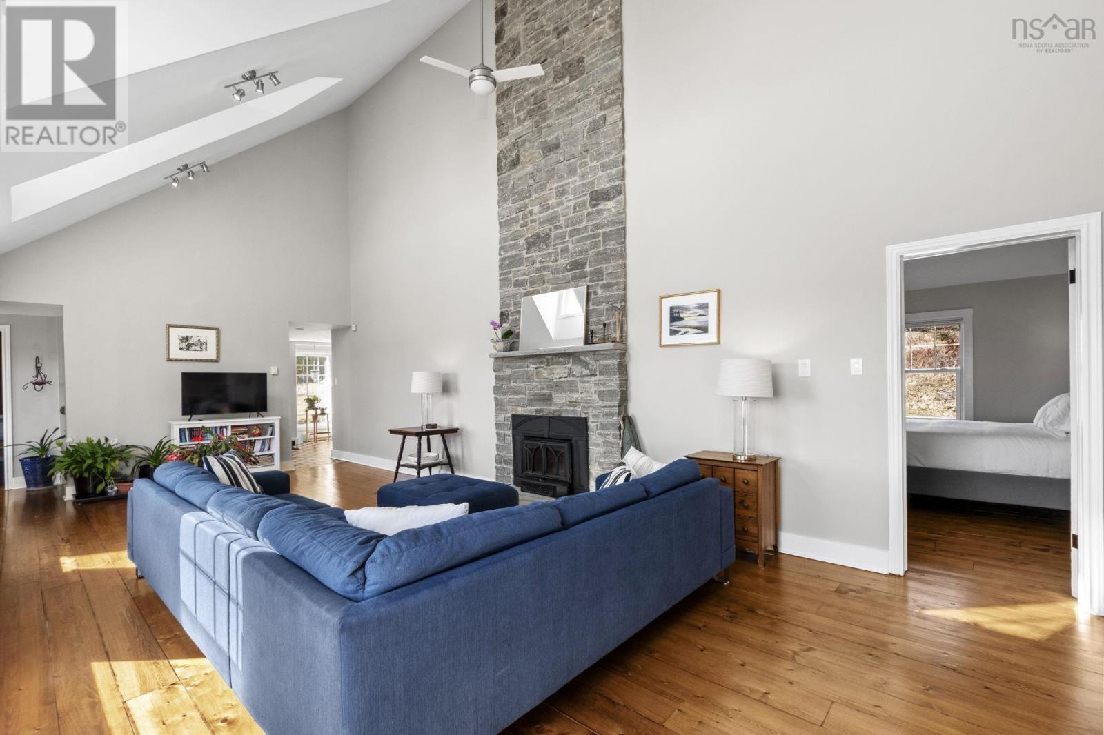 Property 14 of 46 of 211 Indian Point Road