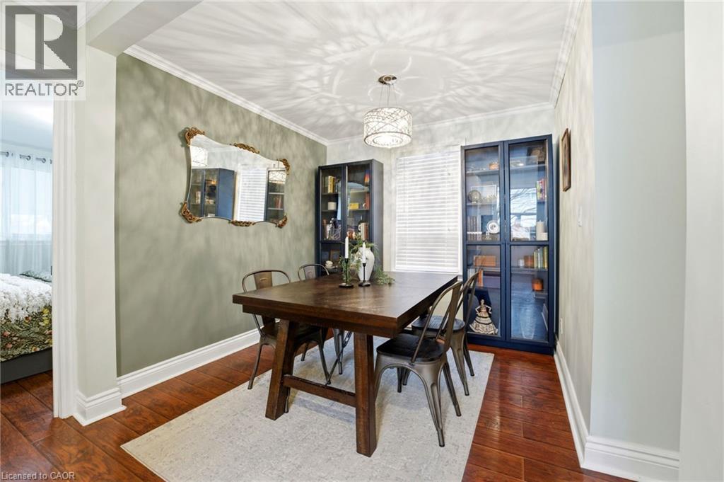 547 COCHRANE Road - 9