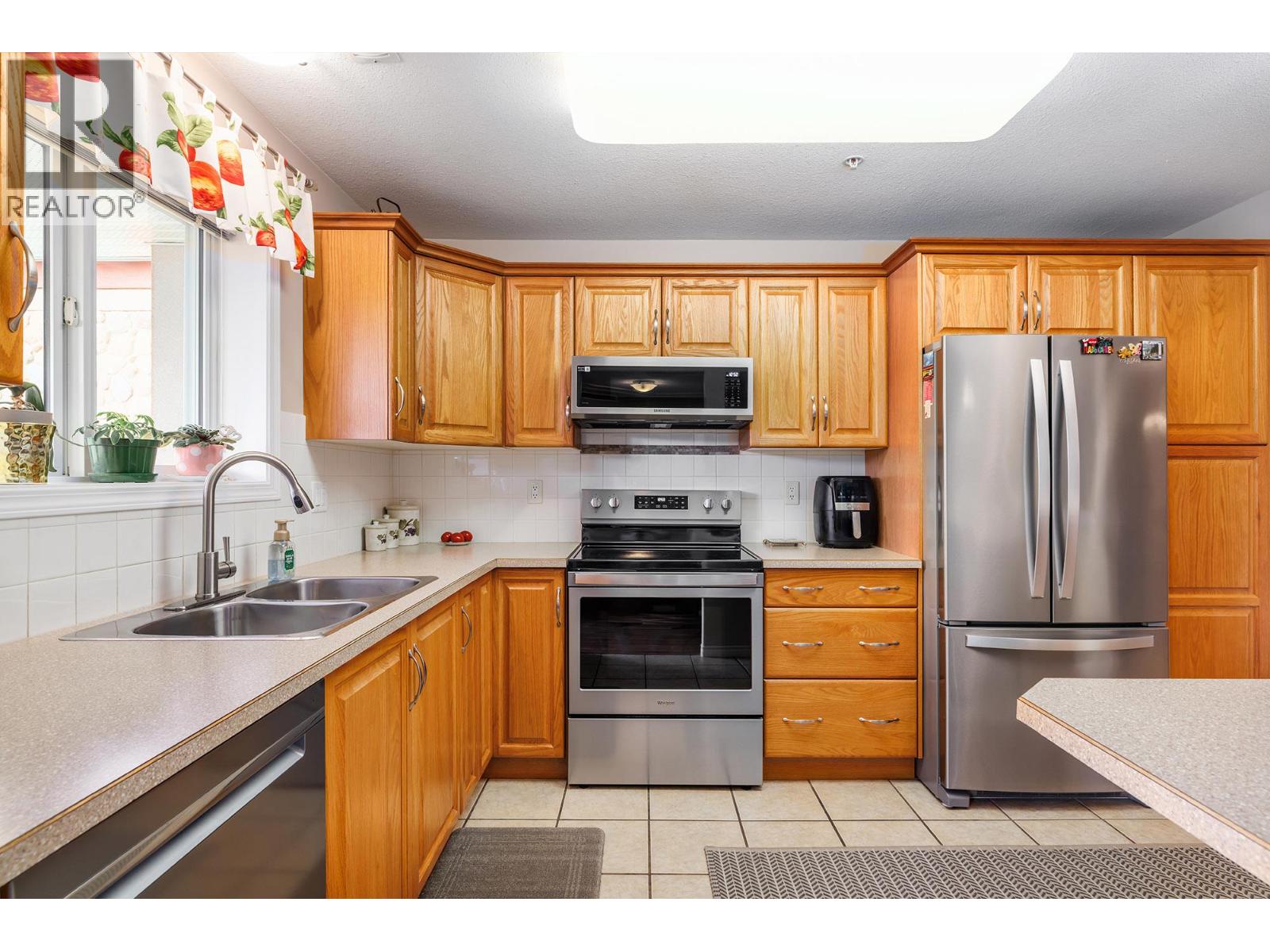 204 1967 Underhill Street, Kelowna