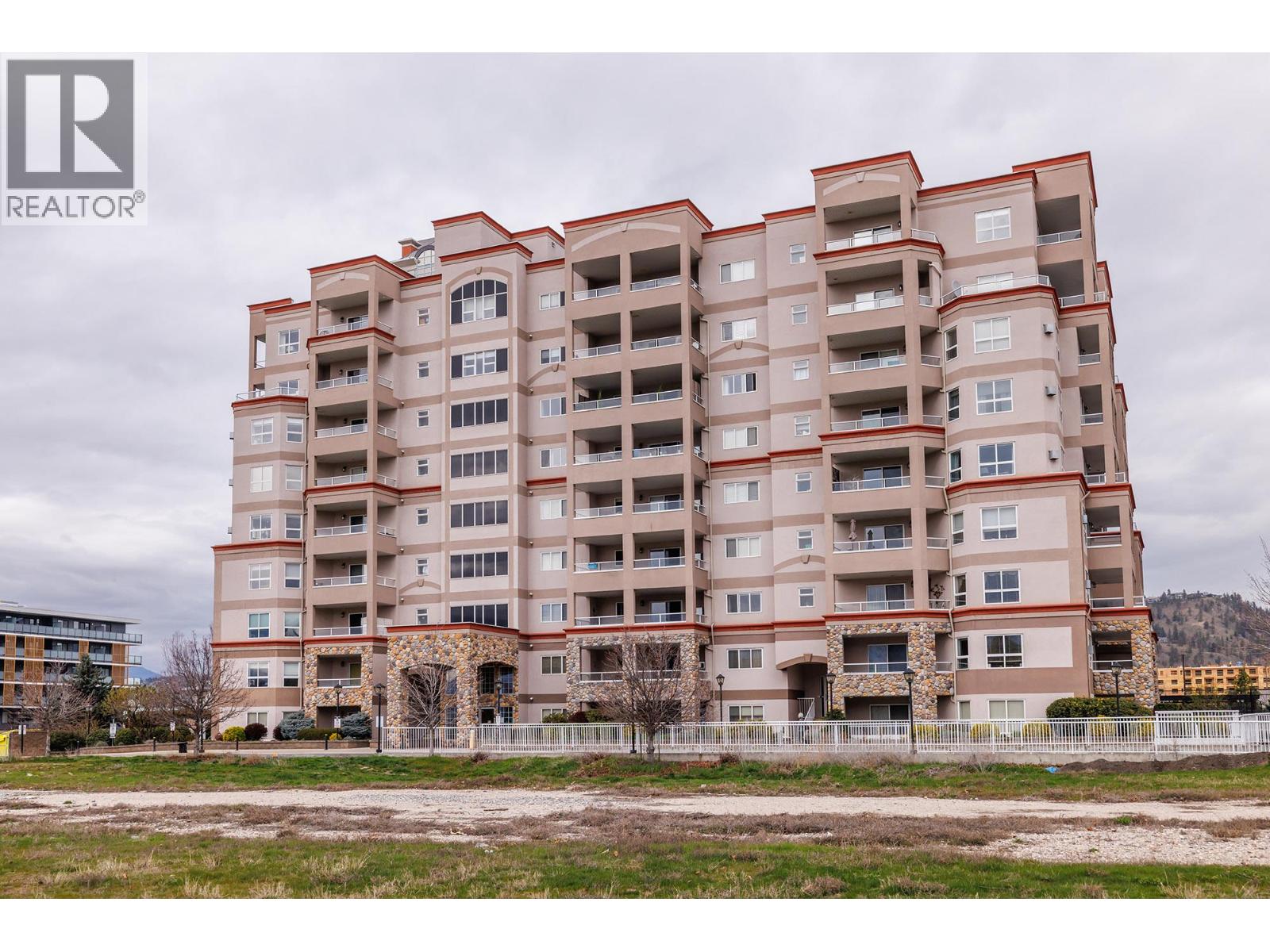 204 1967 Underhill Street, Kelowna