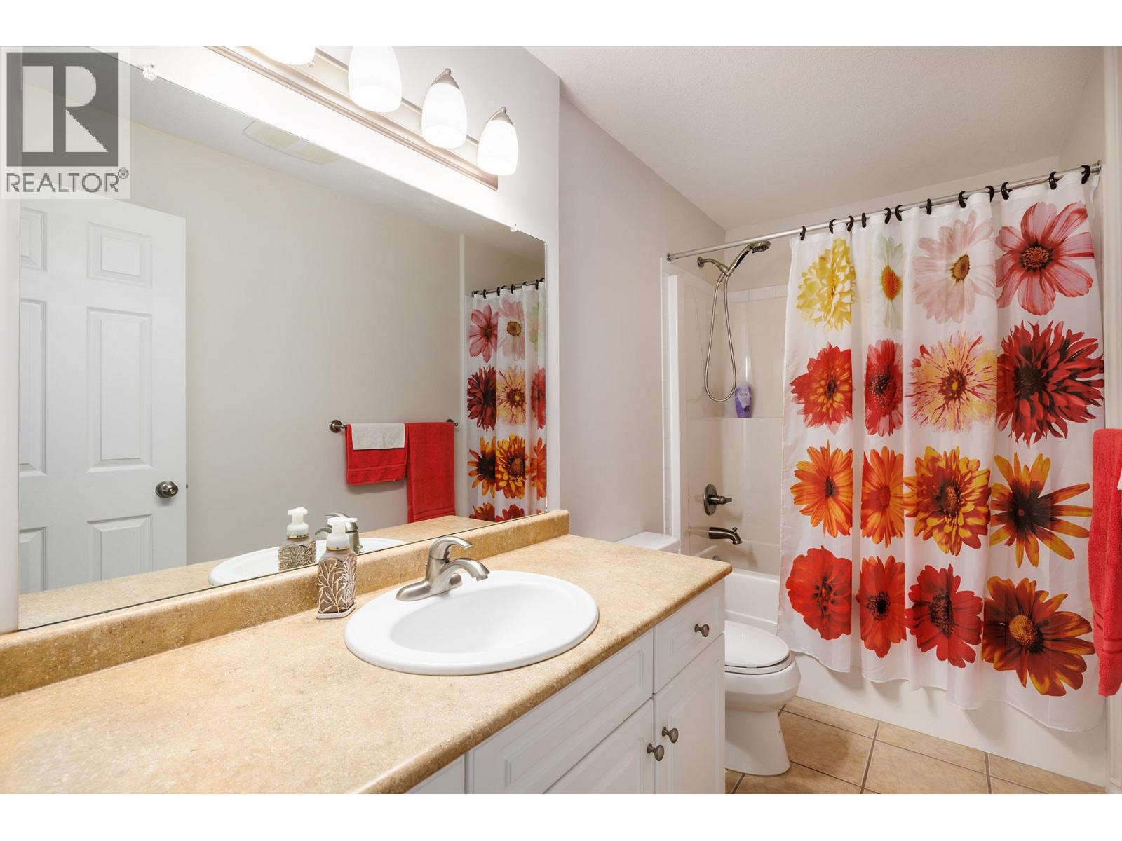 204 1967 Underhill Street, Kelowna