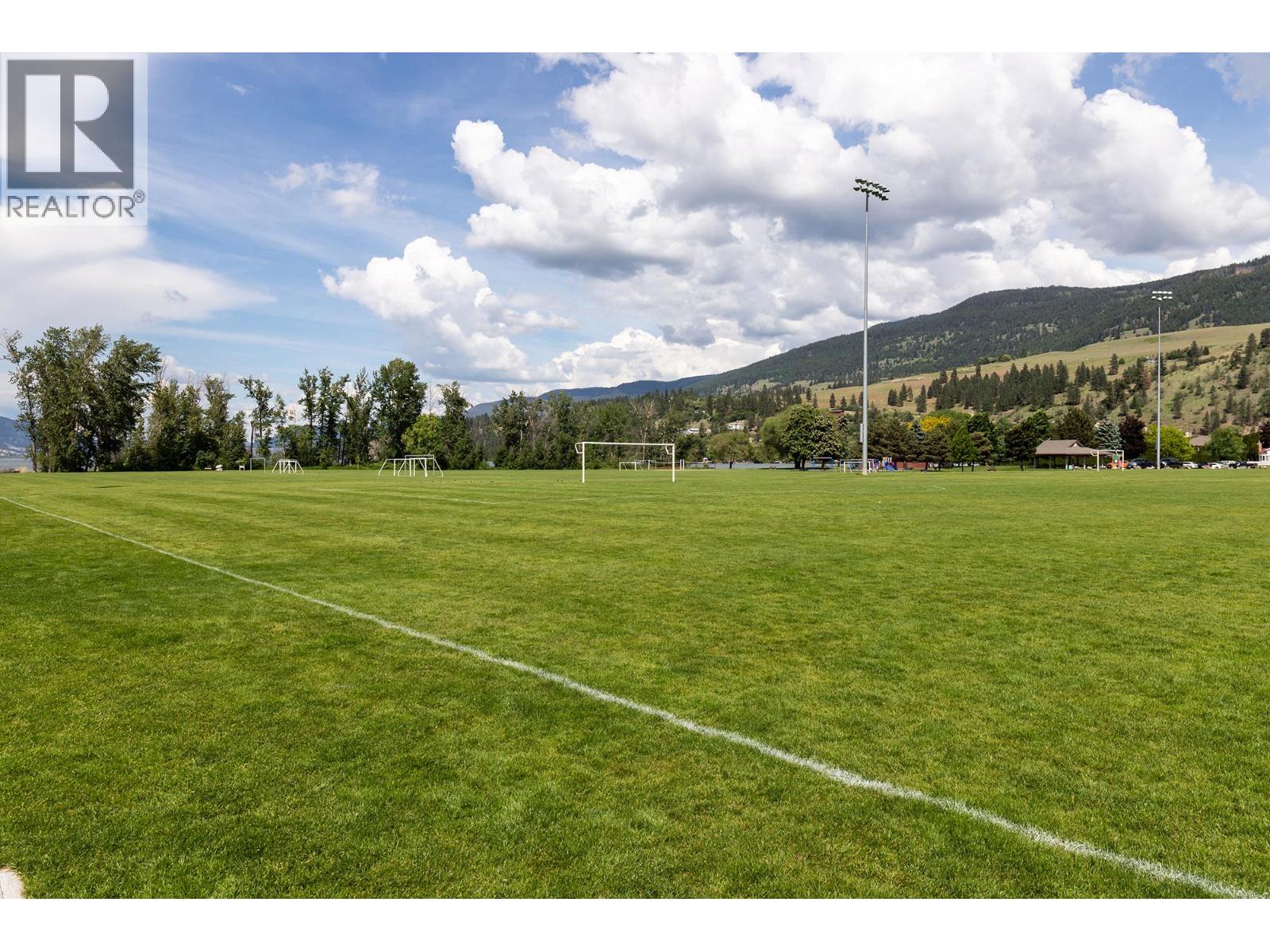 9 3339 Clement Road, Lake Country