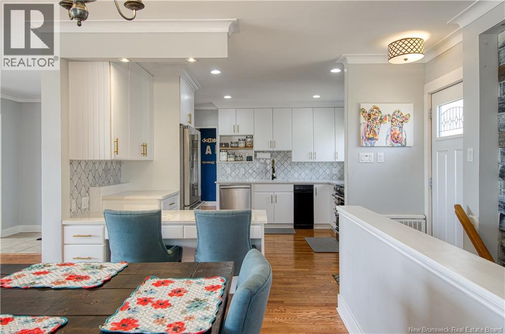 461 Ridge Row - 13
