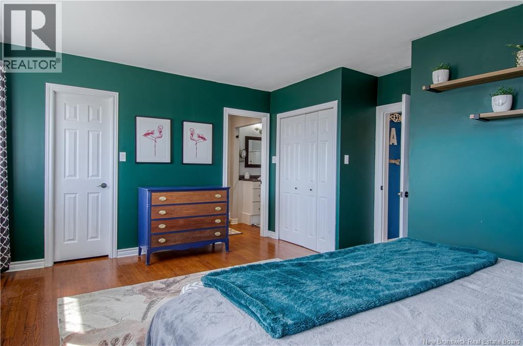 461 Ridge Row - 22