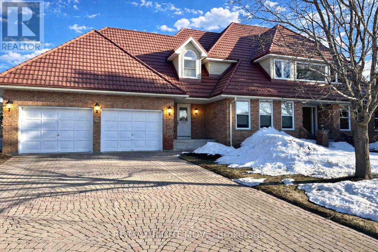 1998 VOYAGEUR CIRCLE