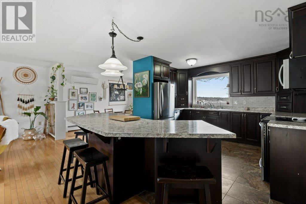 Property 25 of 48 of 11 Robina Drive