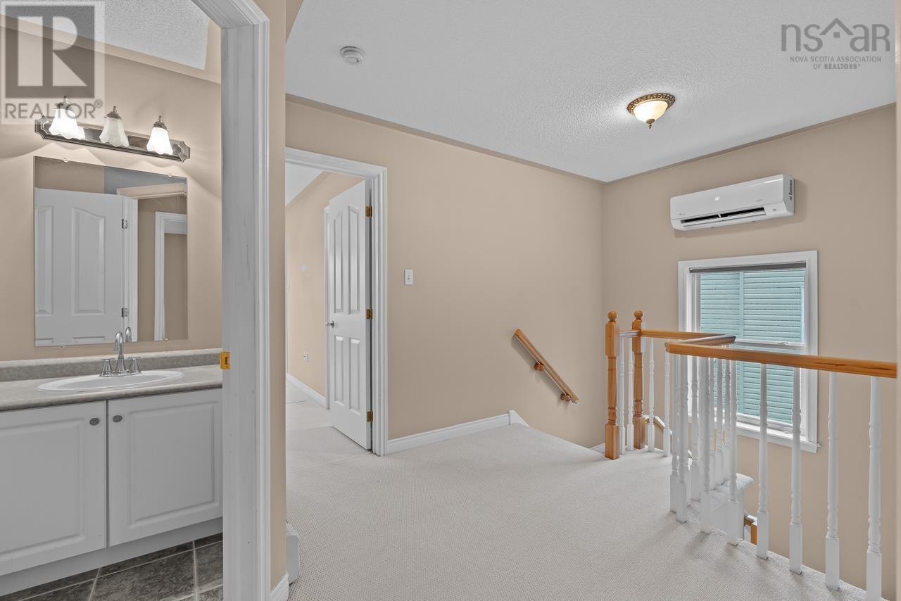 Property 24 of 37 of 24 Rosehurst Close