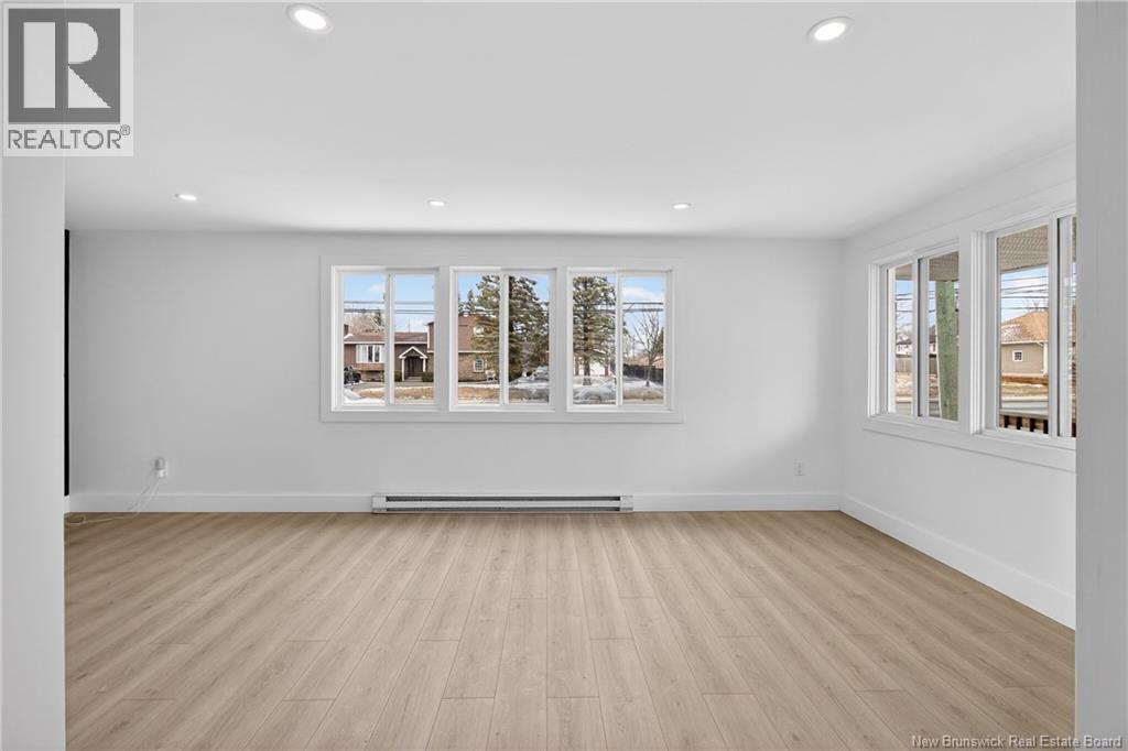 6 Kenmore Drive - 10