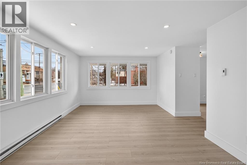 6 Kenmore Drive - 11