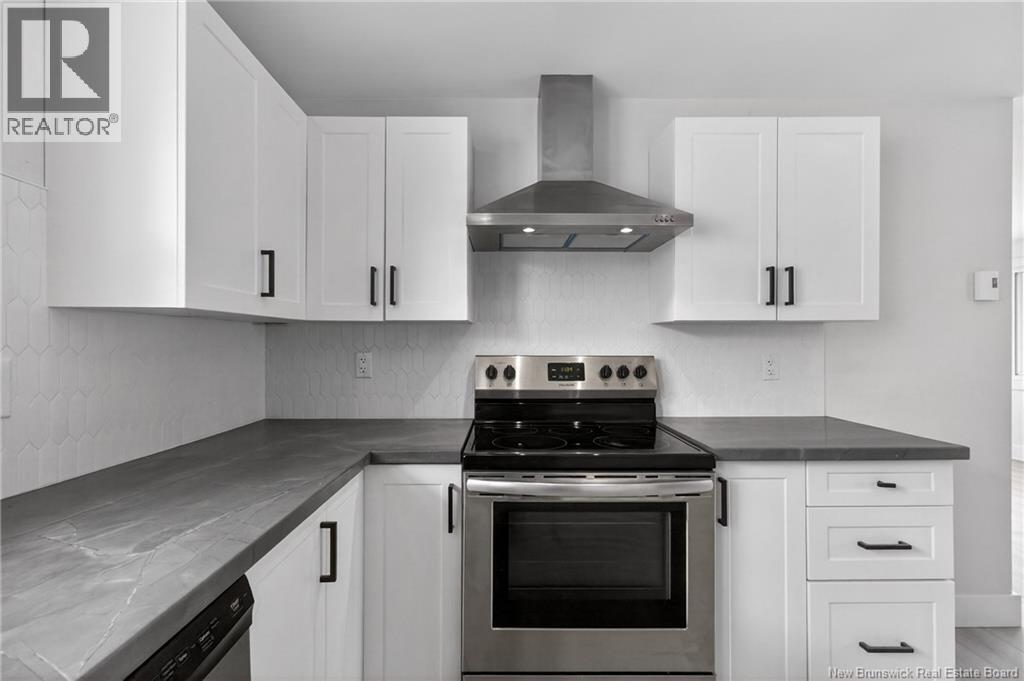 6 Kenmore Drive - 16