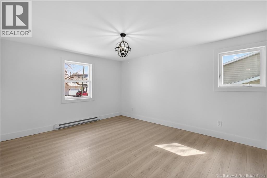 6 Kenmore Drive - 23