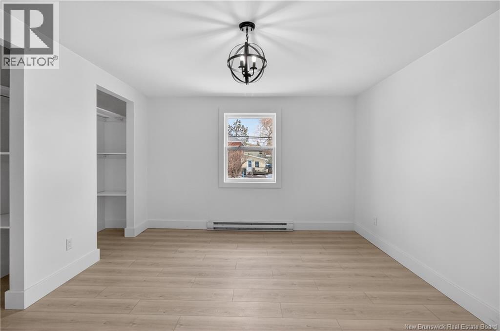 6 Kenmore Drive - 24