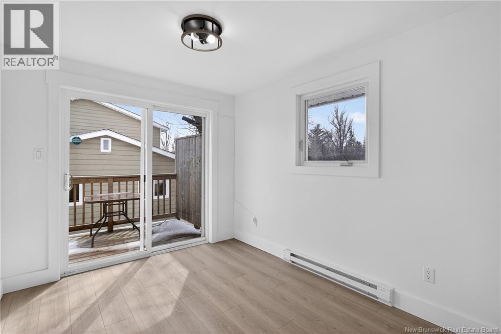6 Kenmore Drive - 28