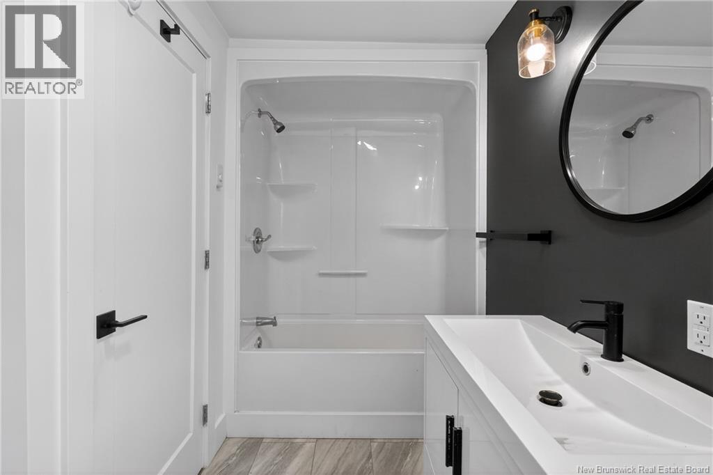 6 Kenmore Drive - 31