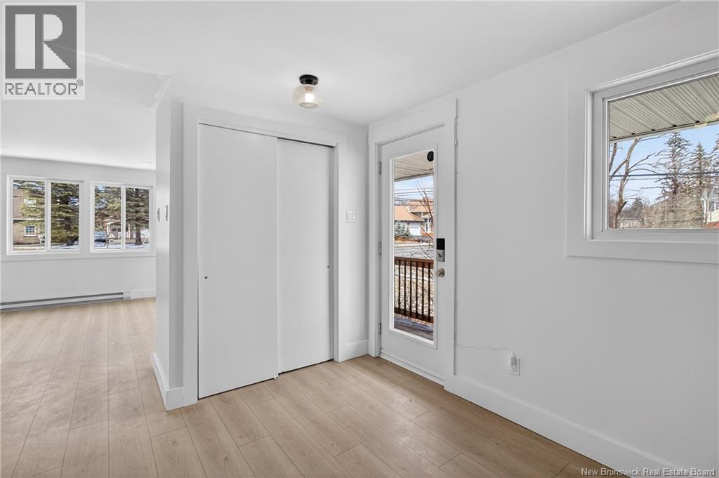 6 Kenmore Drive - 34