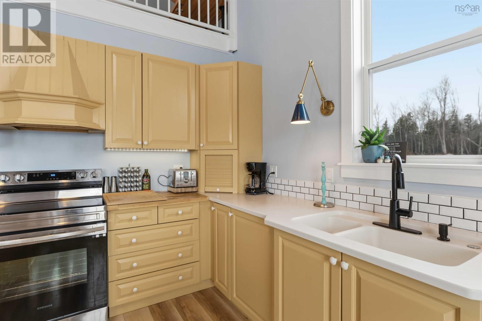 Property 17 of 42 of 6 Massachusetts Road