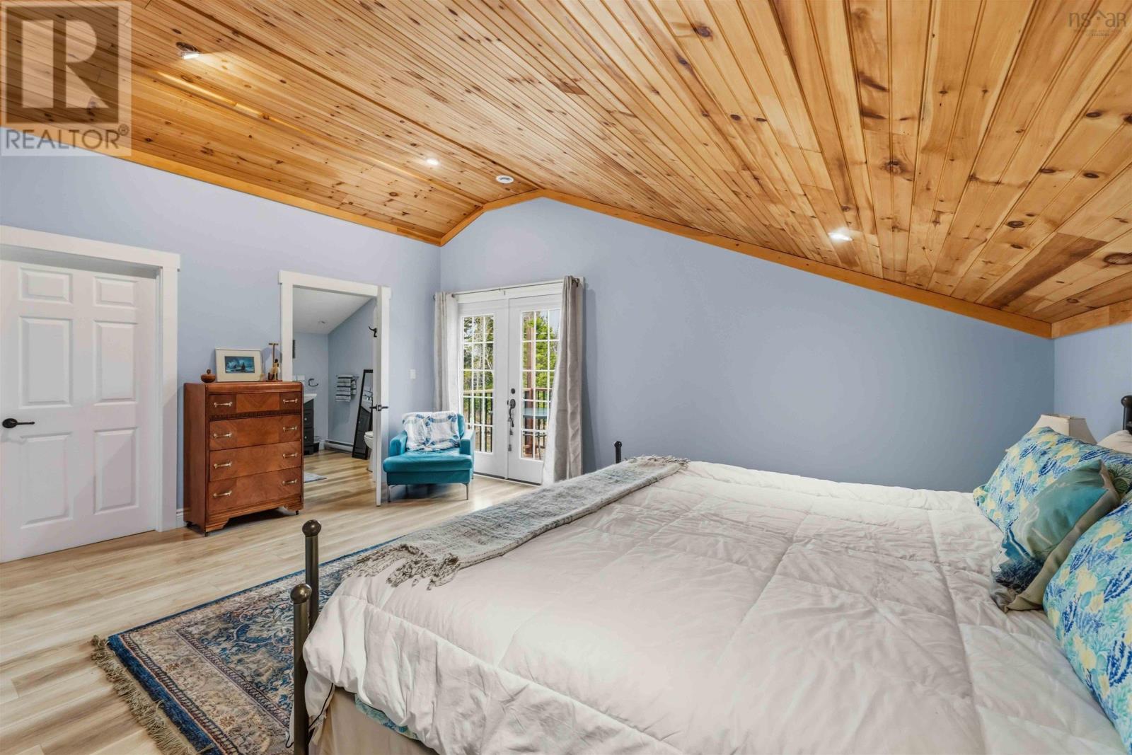 Property 30 of 42 of 6 Massachusetts Road