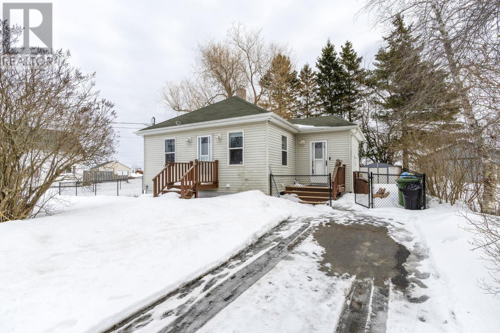 Property 40 of 46 of 1034 Highway 277