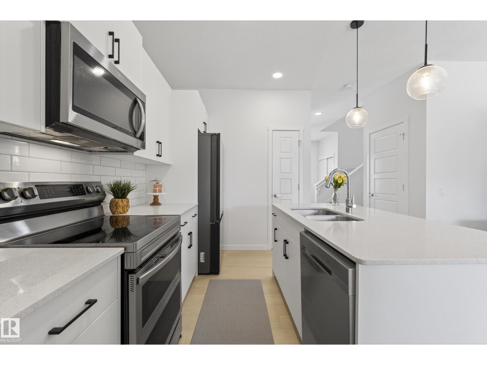 3670 ERLANGER RD NW, Edmonton