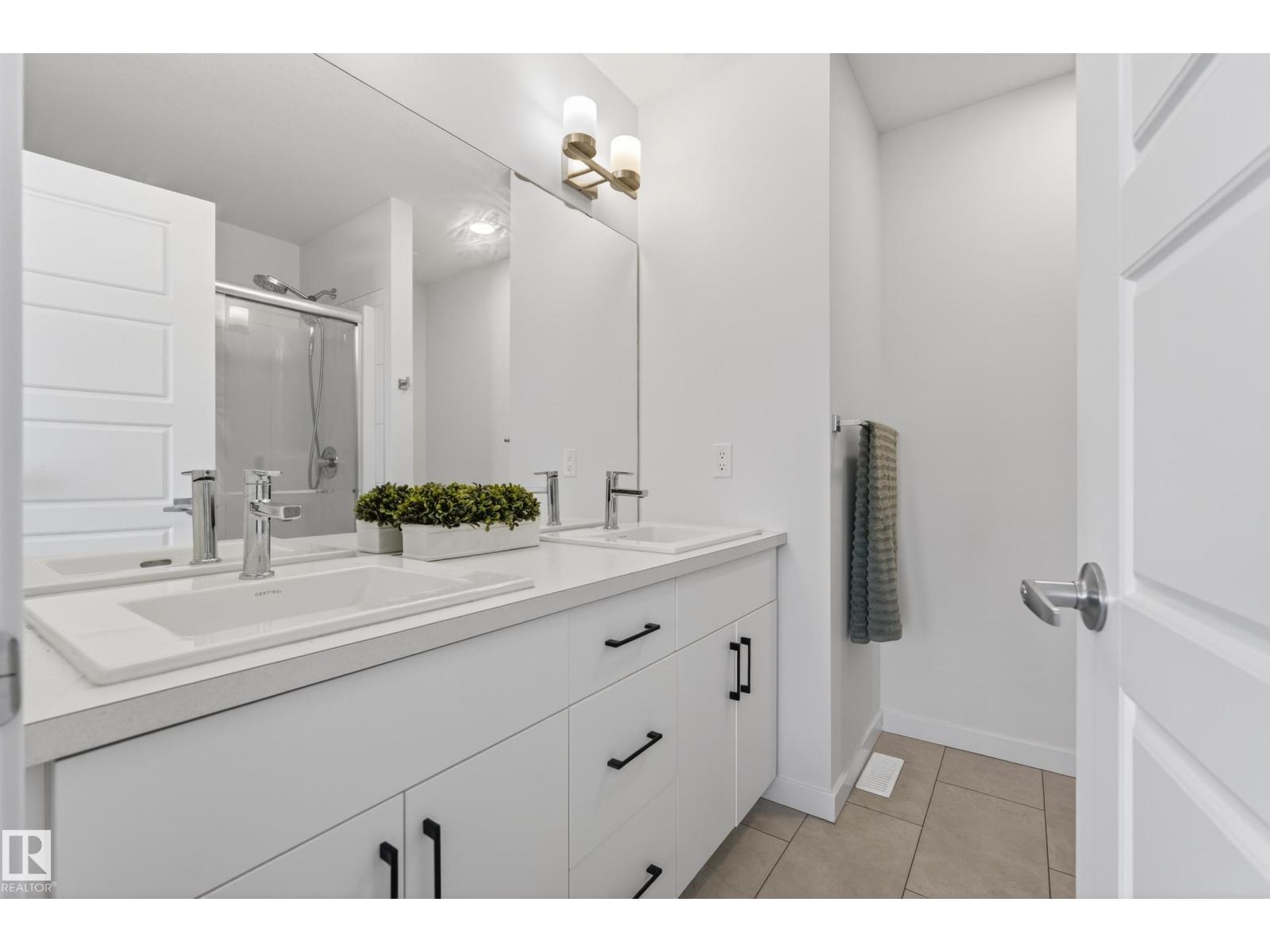 3670 ERLANGER RD NW, Edmonton