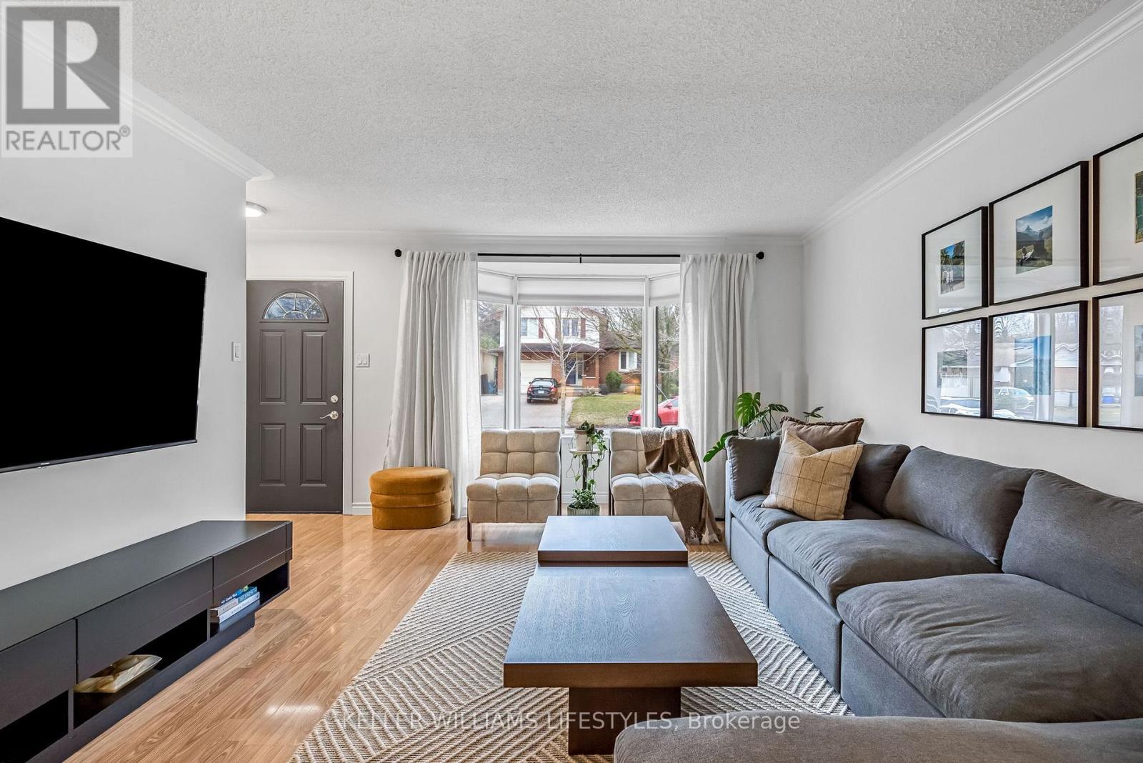 350 HIGHVIEW CRESCENT - 7