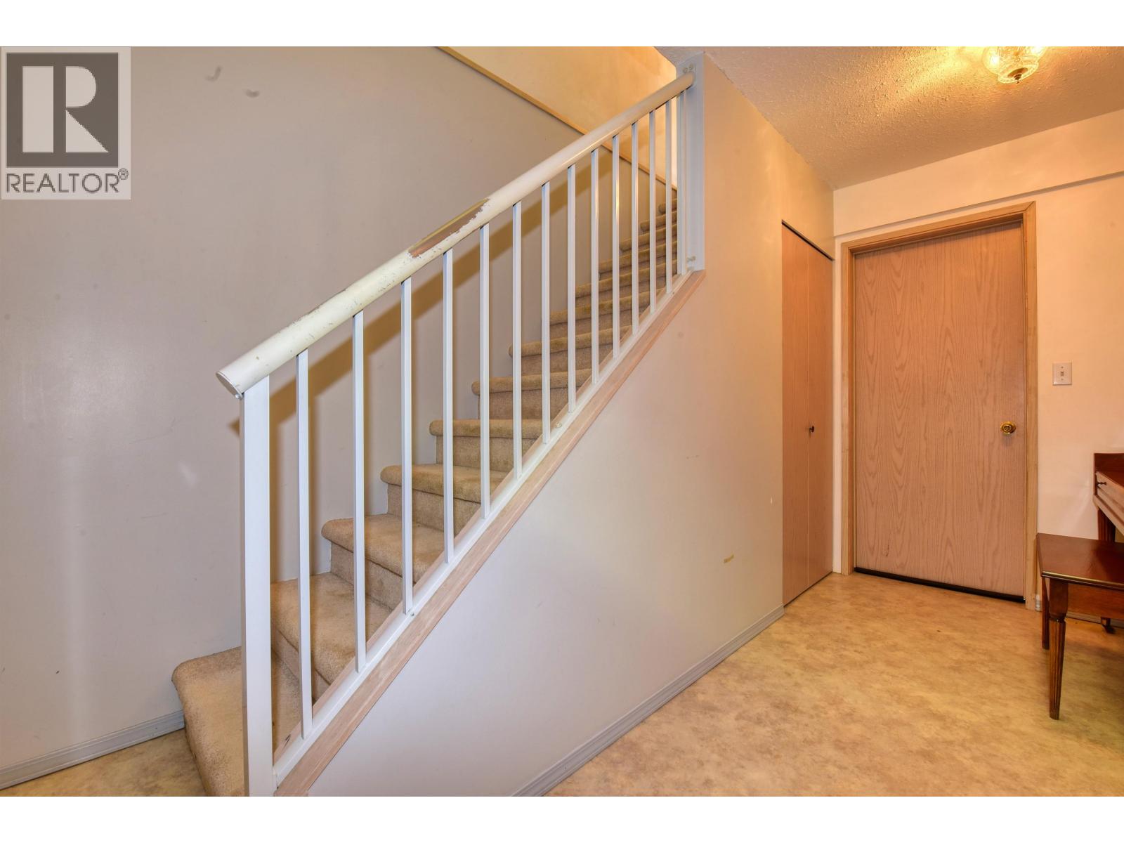 311 LEXINGTON ROAD - 15