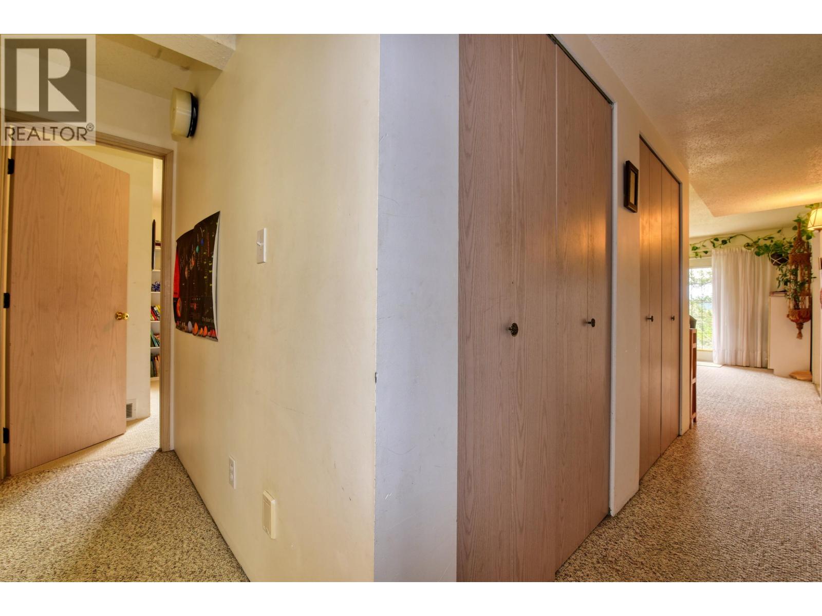 311 LEXINGTON ROAD - 16