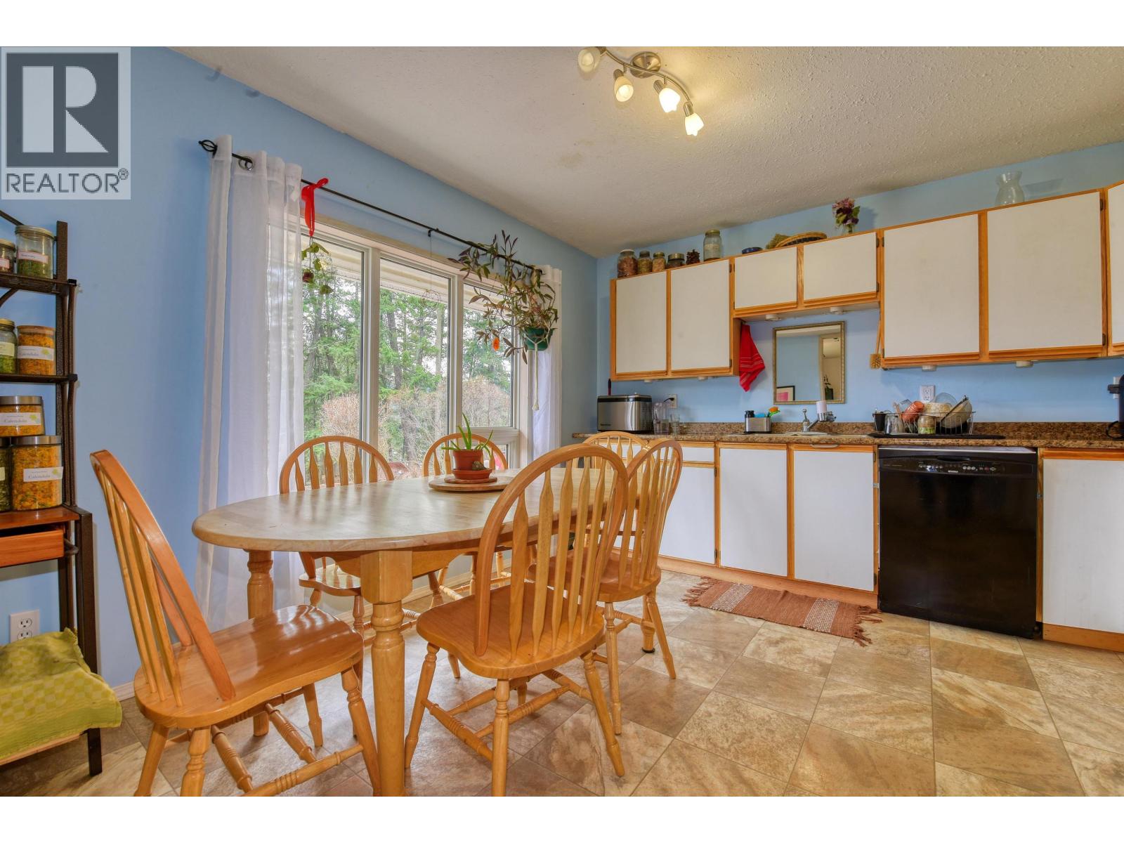 311 LEXINGTON ROAD - 20