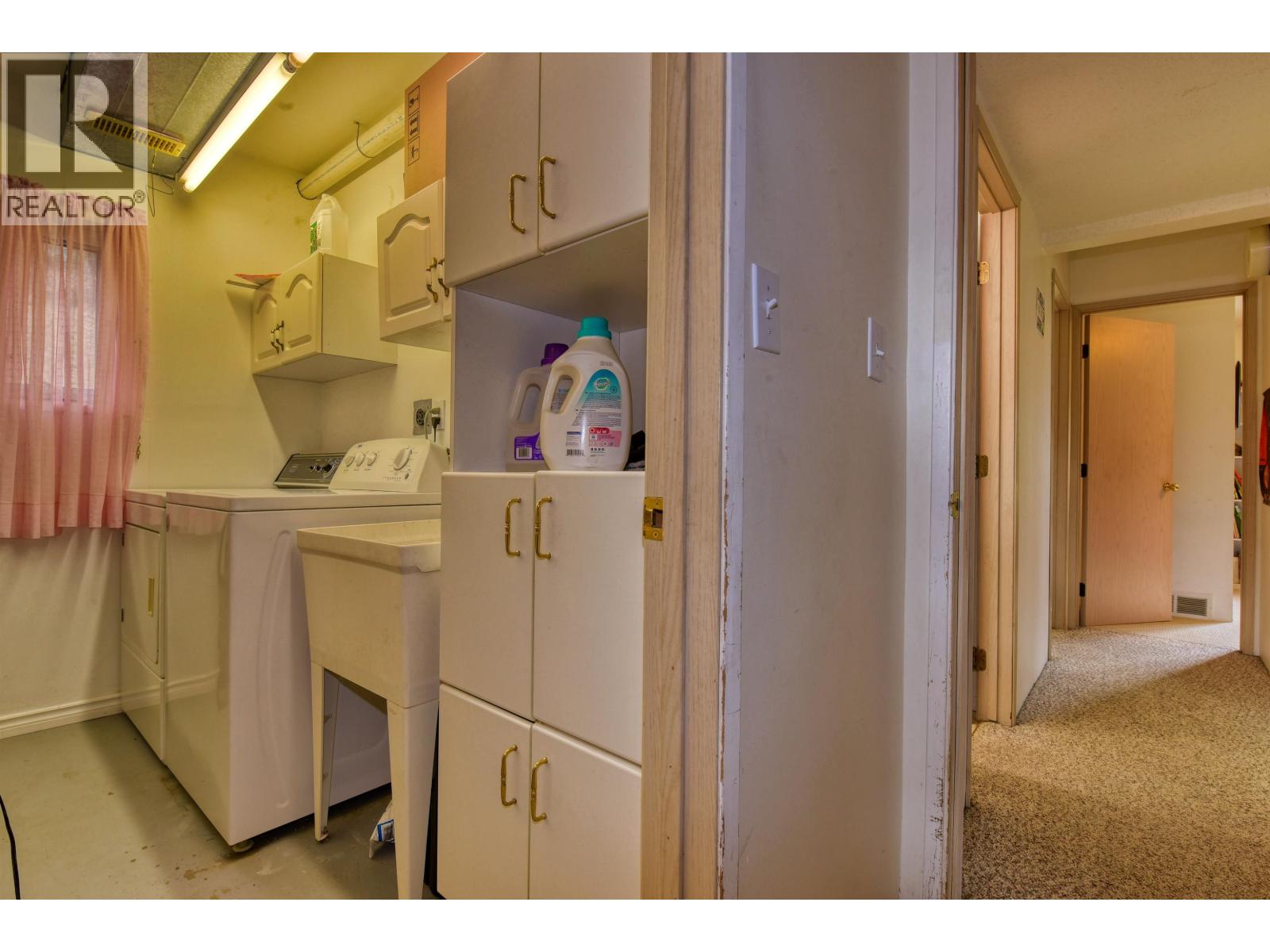 311 LEXINGTON ROAD - 24